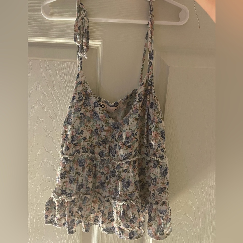 floral tank top